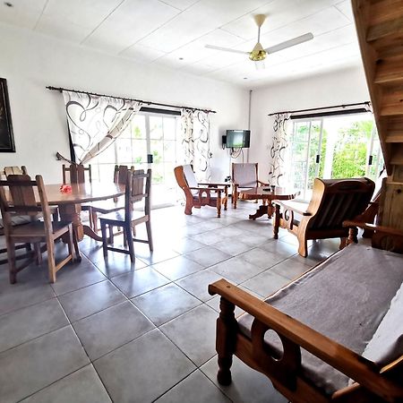 Chez Marva Grande Villa Coco 3 A 12 Personnes La Digue Exterior photo